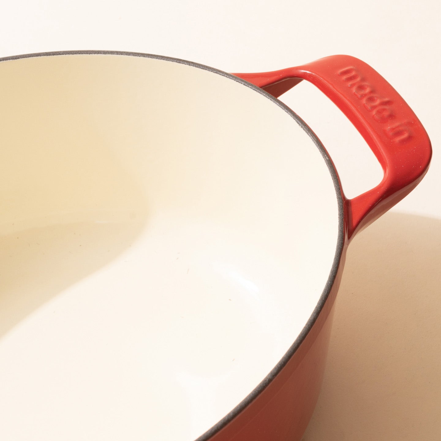 Enamelled Cast Iron Oval Dutch Oven